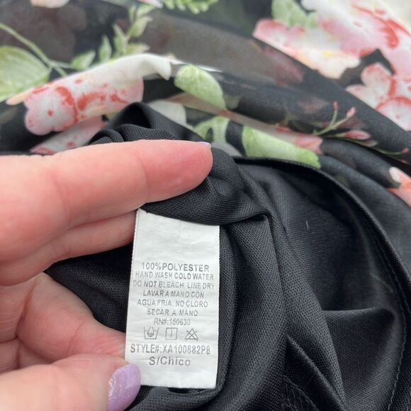 Windsor Black Floral Plunge Maxi Gown with Slit size Small - Picture 12 of 14